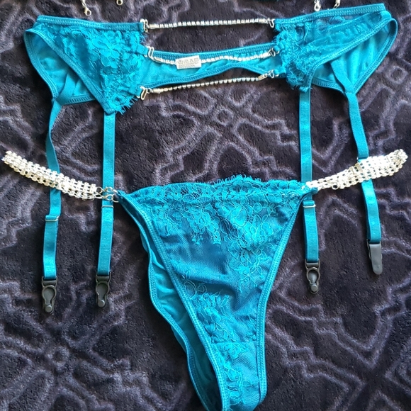 3 Pcs Blue Crystal Bra Panties Garter Lingerie Set - Picture 2 of 12